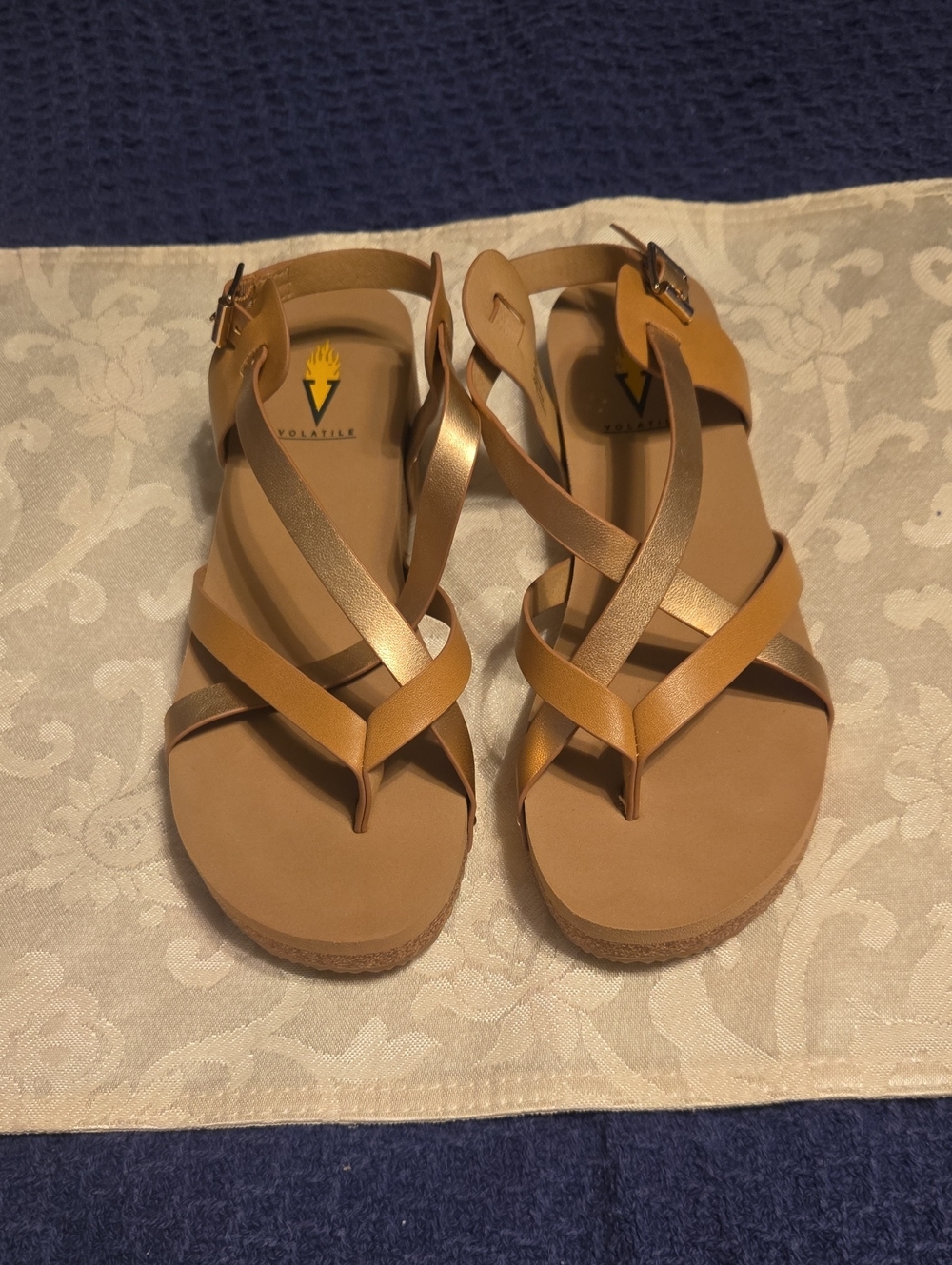 Volatile Engie Metallic Gold and Tan Sandals size 8M